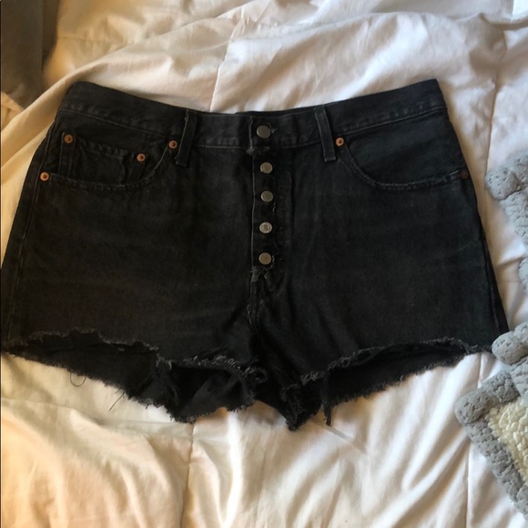 Black Levi’s Jean shorts - Picture 1 of 4